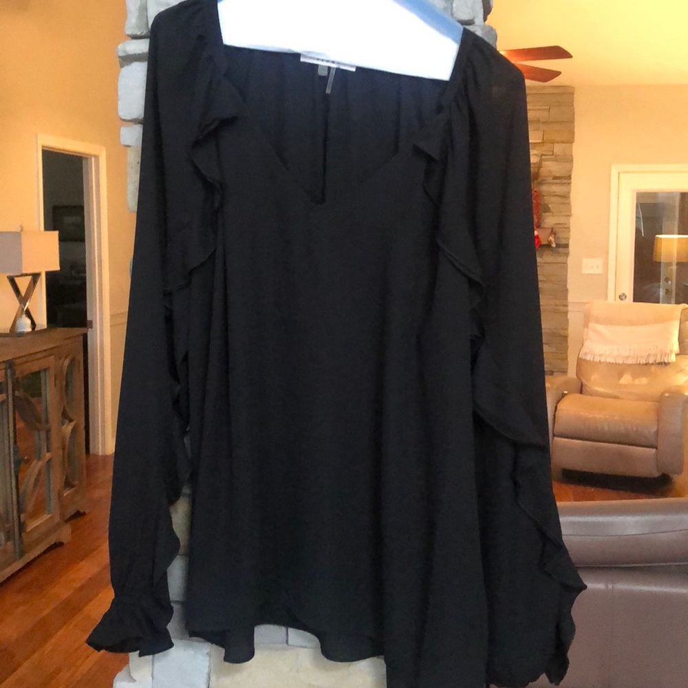 Black long sleeved blouse-Sioni